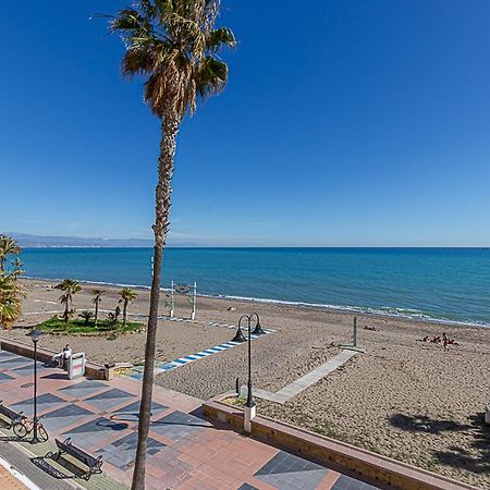 Fantastic Views , On The Beach Best Location In توريمولينوس المظهر الخارجي الصورة